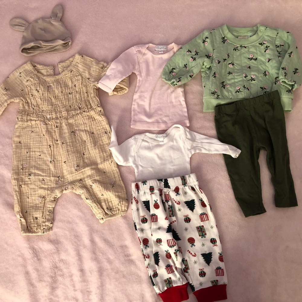 Baby Girl Bundle - 6 Pieces + Bonus Hat!